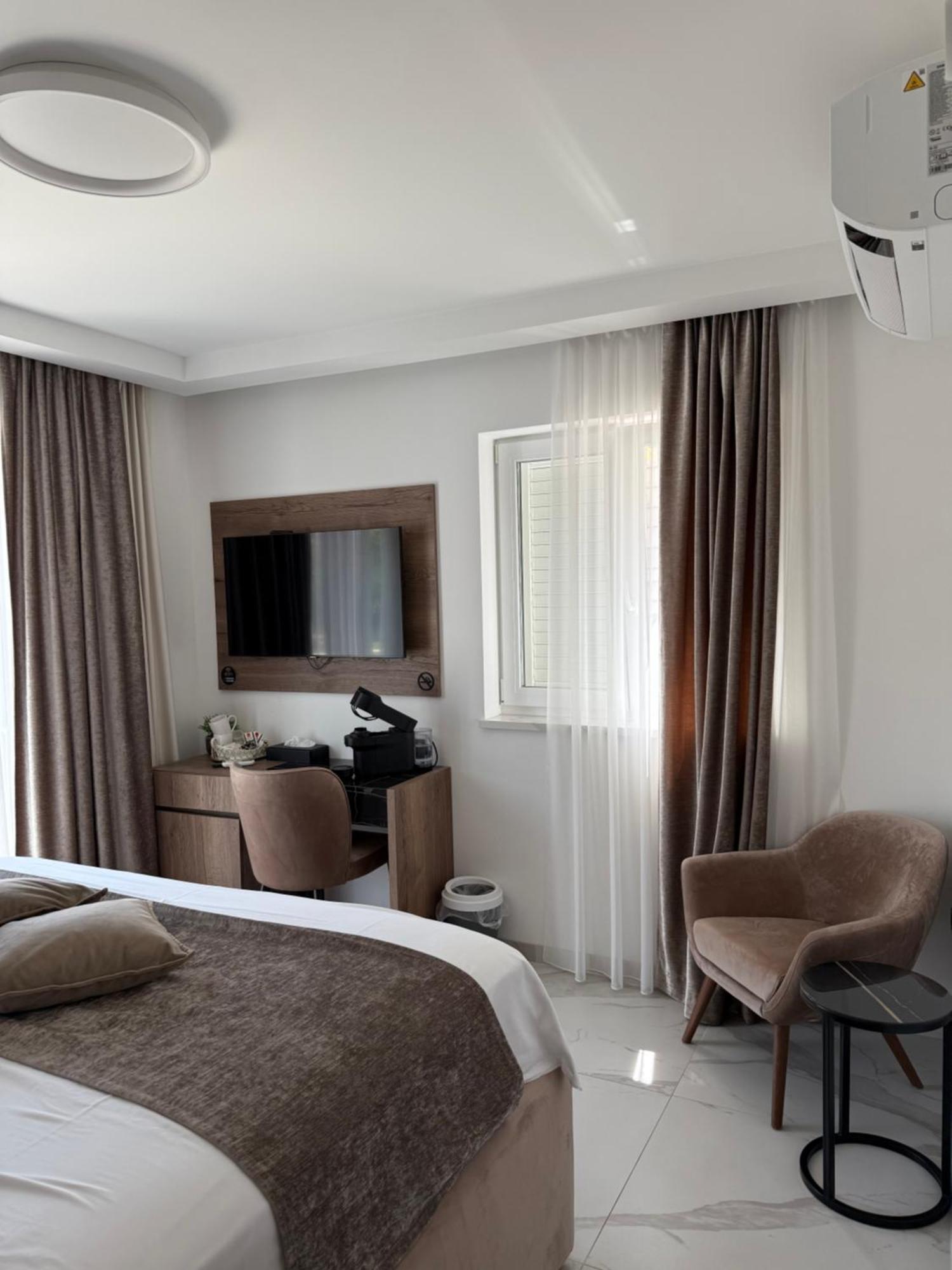 Luxury Rooms Andrea ดูบรอฟนิก ภายนอก รูปภาพ